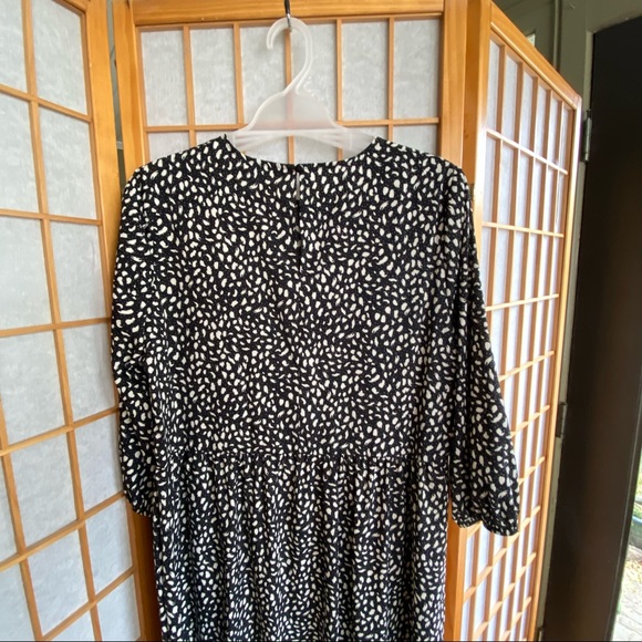 Dunes Stores Light weight patterned light weight maxi dress M - Picture 7 of 10